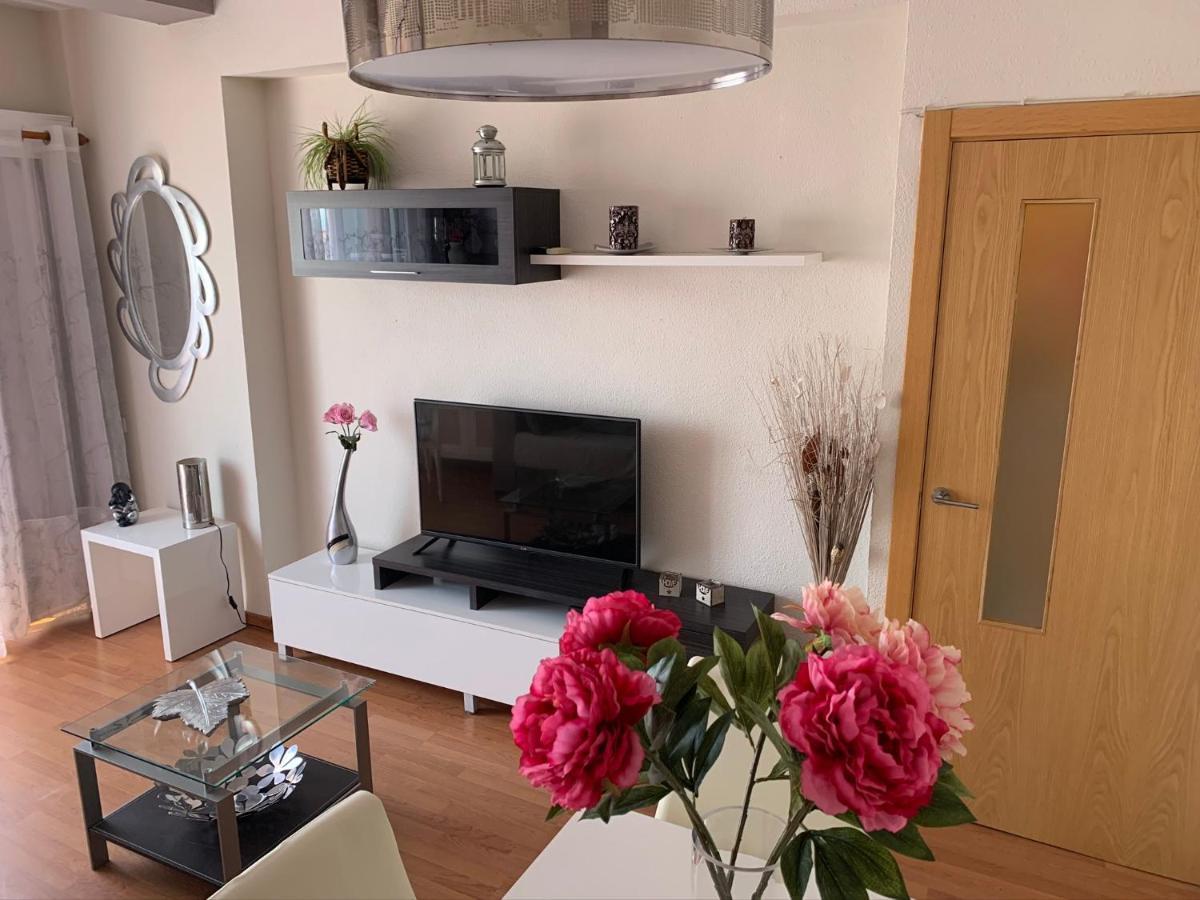 Apartamento Primera Linea De Playa Paseo Maritimo Perla 5 فوينخيرولا المظهر الخارجي الصورة